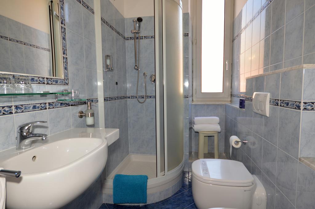 Genova Hotel